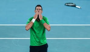 博弈中的“可获得性启发”：为什么看到别人中大奖会让你觉得自己的中奖几率也提升了？（可得性启发：为什么看到别人中大奖会让你以为自己的中奖概率更高？）